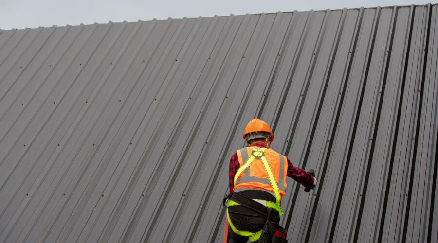 Professional metal roof installation services in Westmoreland, TN